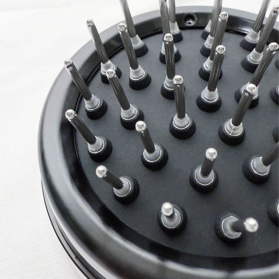 SCALP DIRECT™ Brush